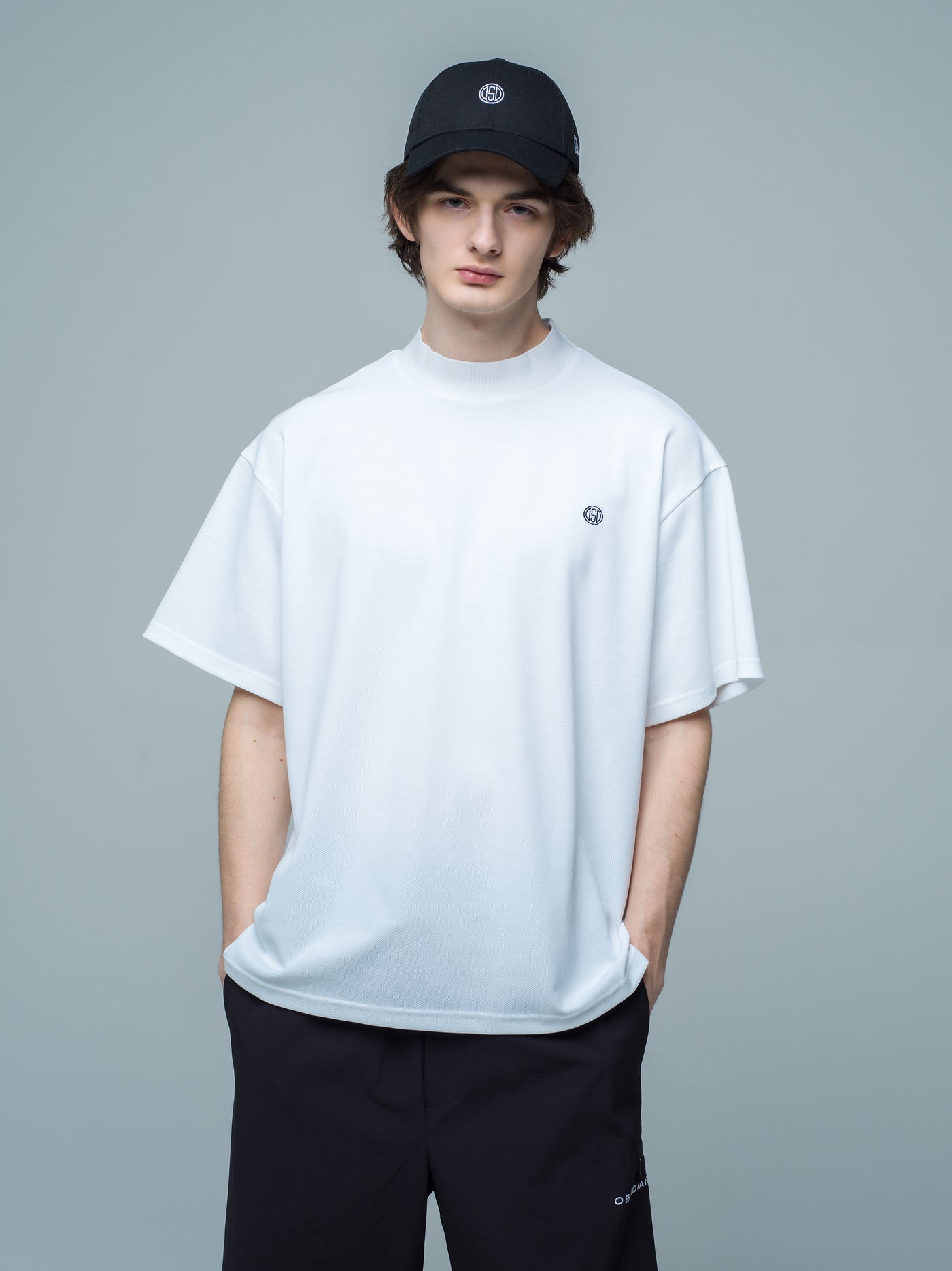 KANOKO MOCK NECK TEE