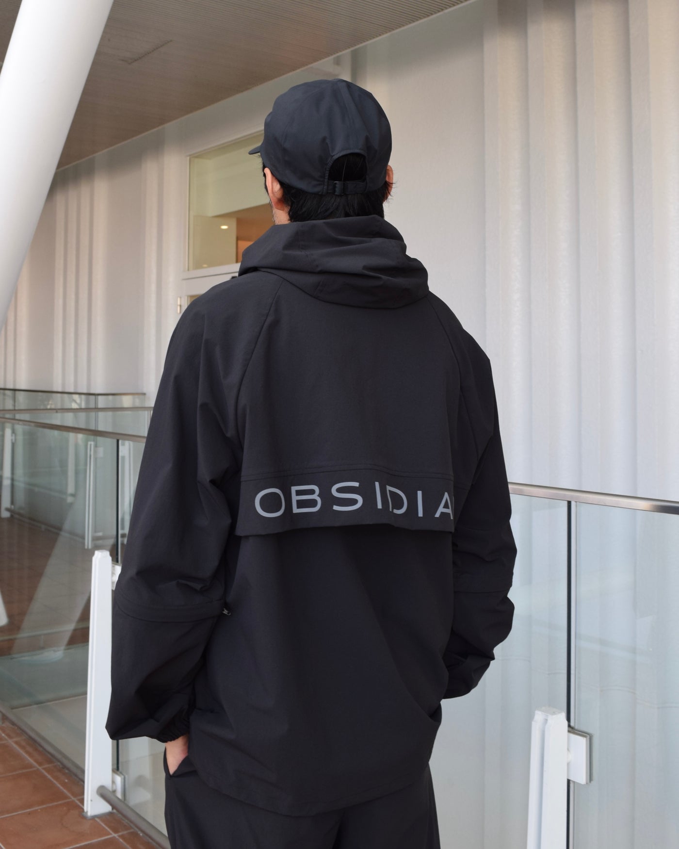 DETACHABLE HOODED JACKET