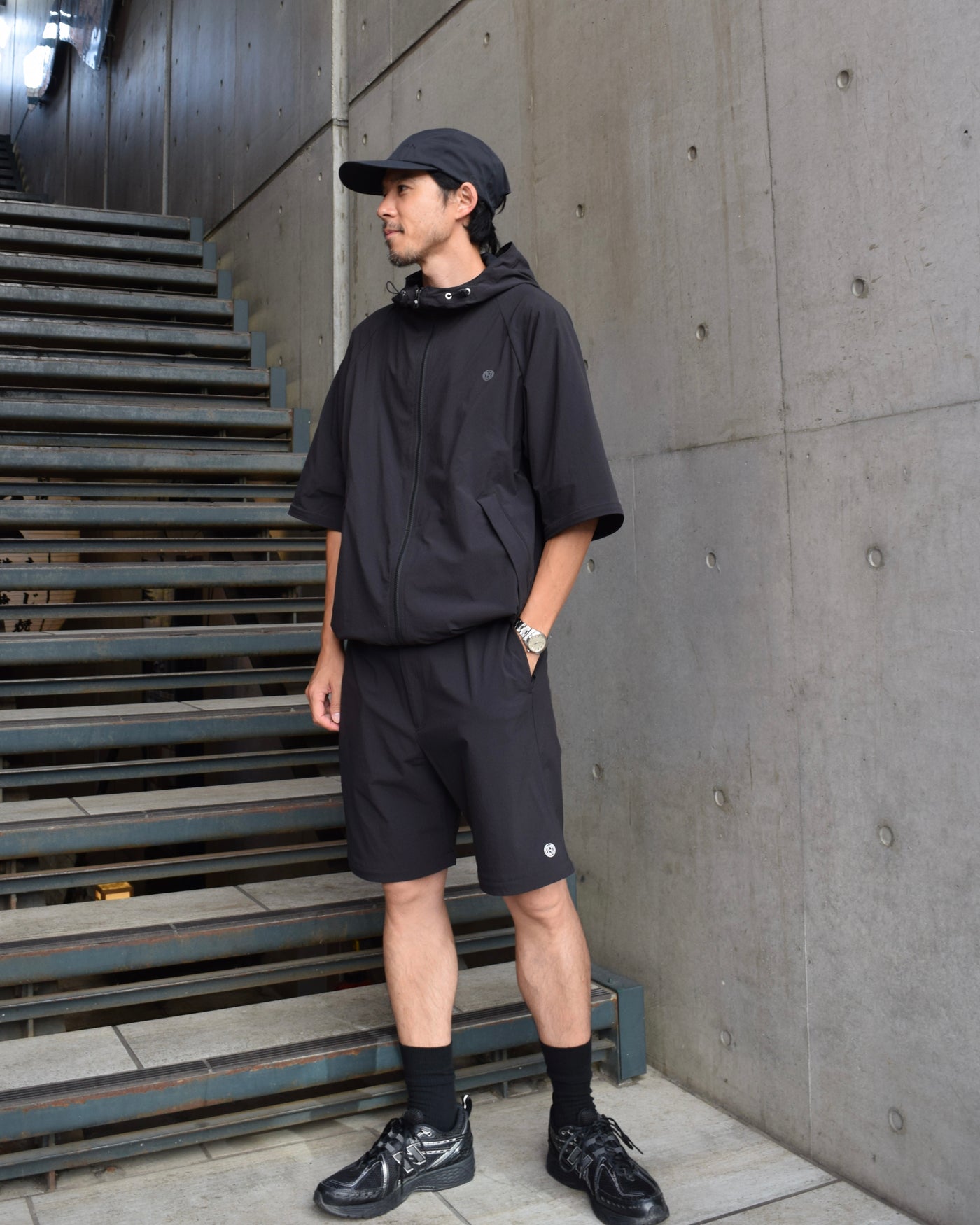 DETACHABLE PANTS