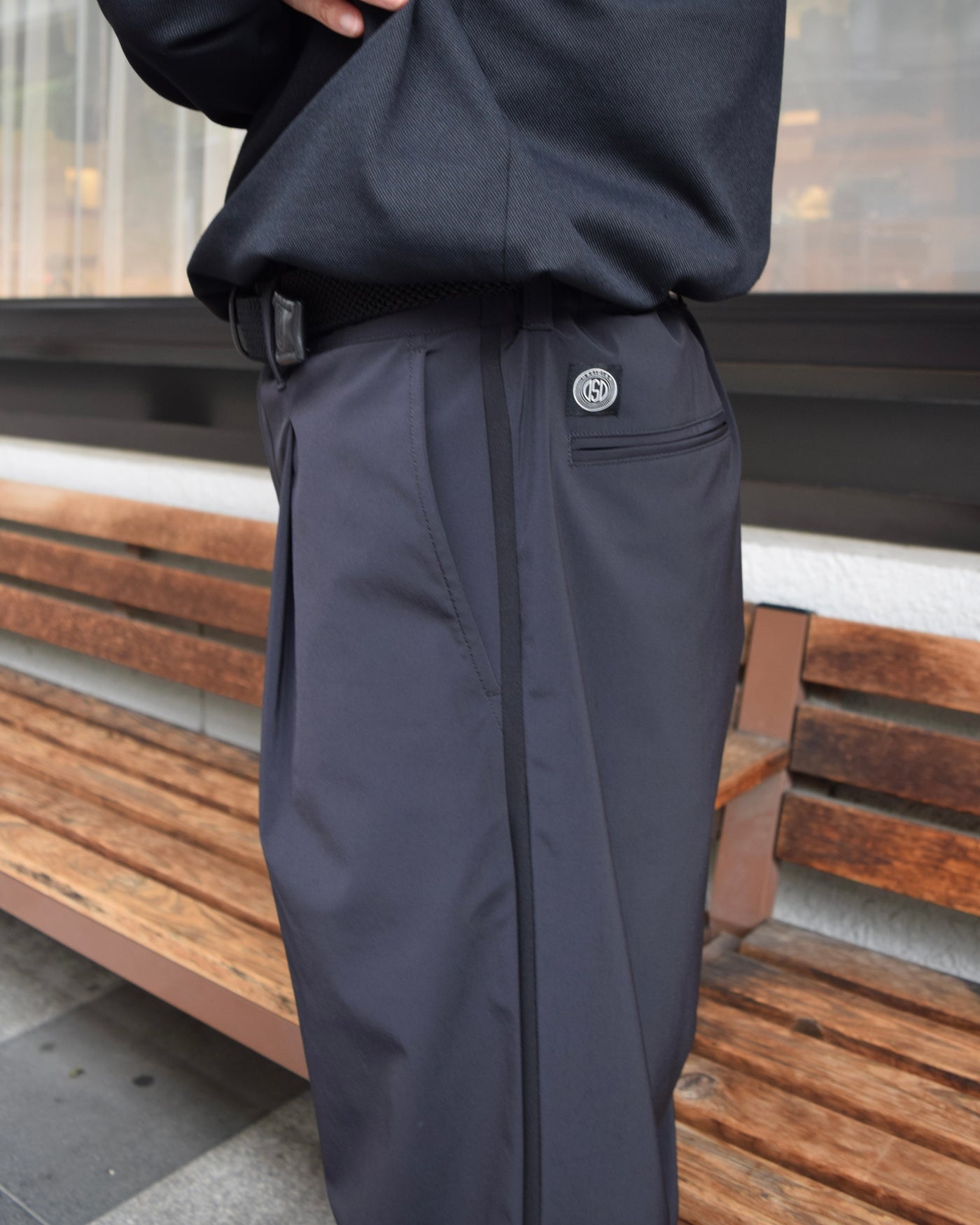 2WAY TAFFETA PIPING PANTS　