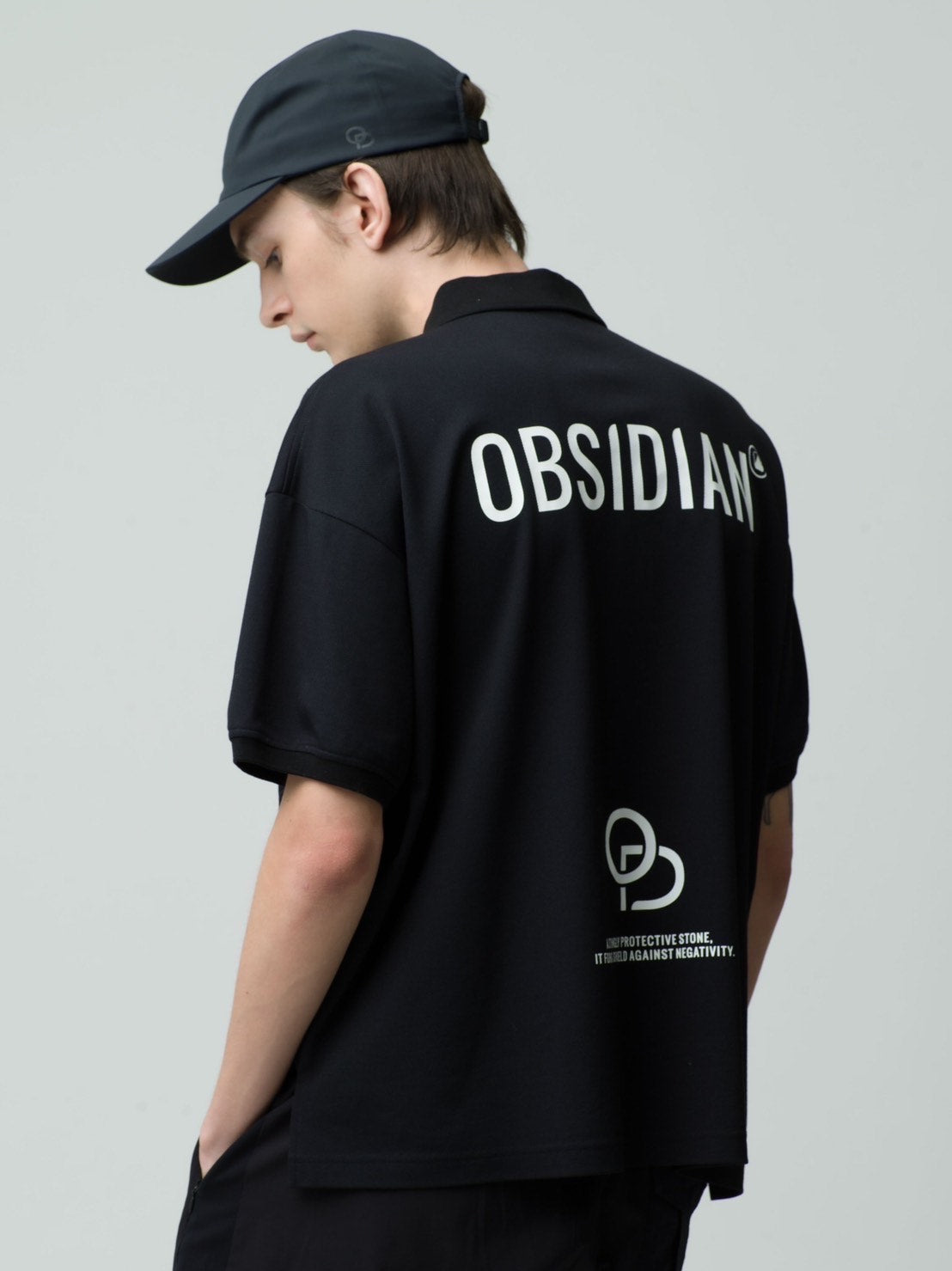 BLACK / S