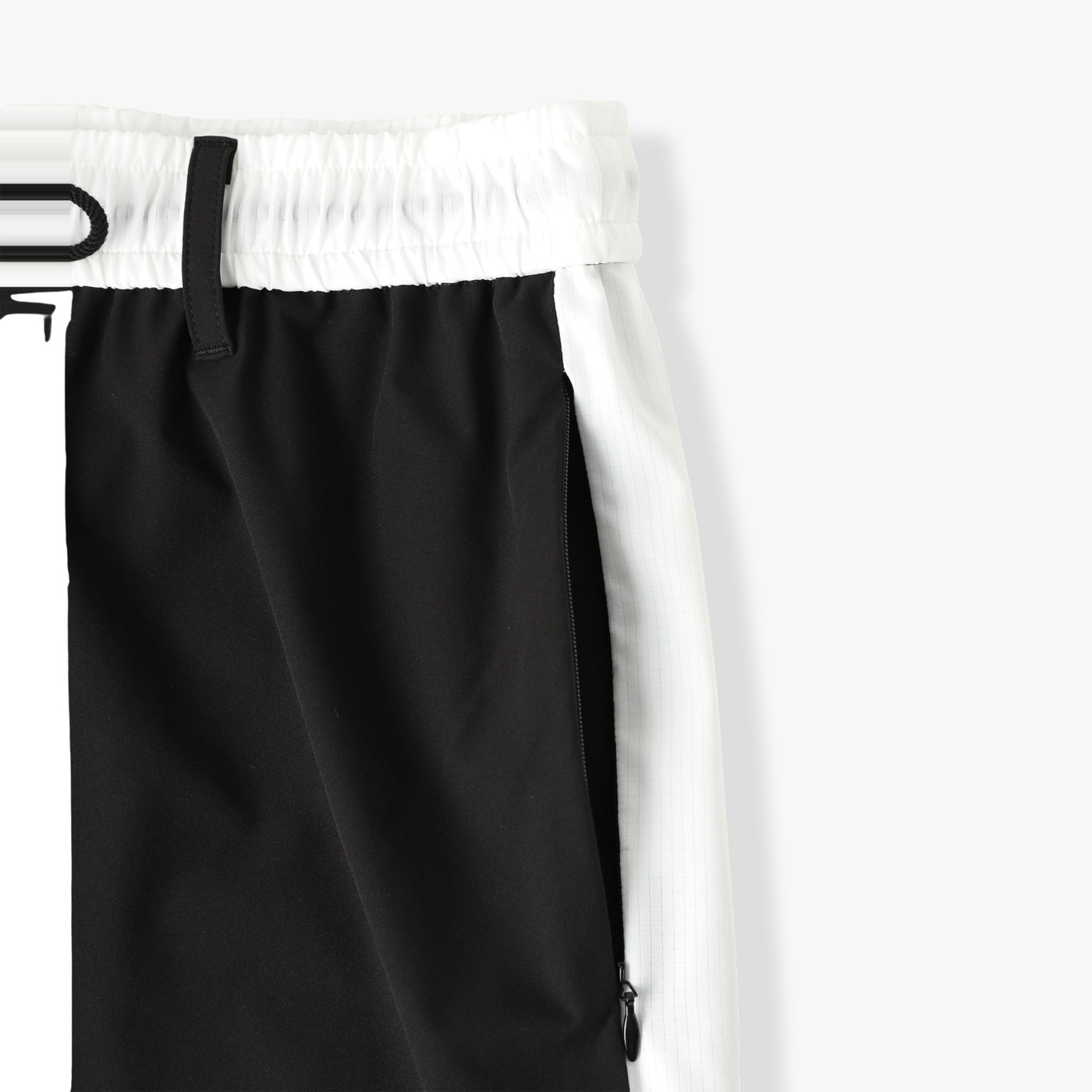 WIND SHORTS (WHITE LINE)
