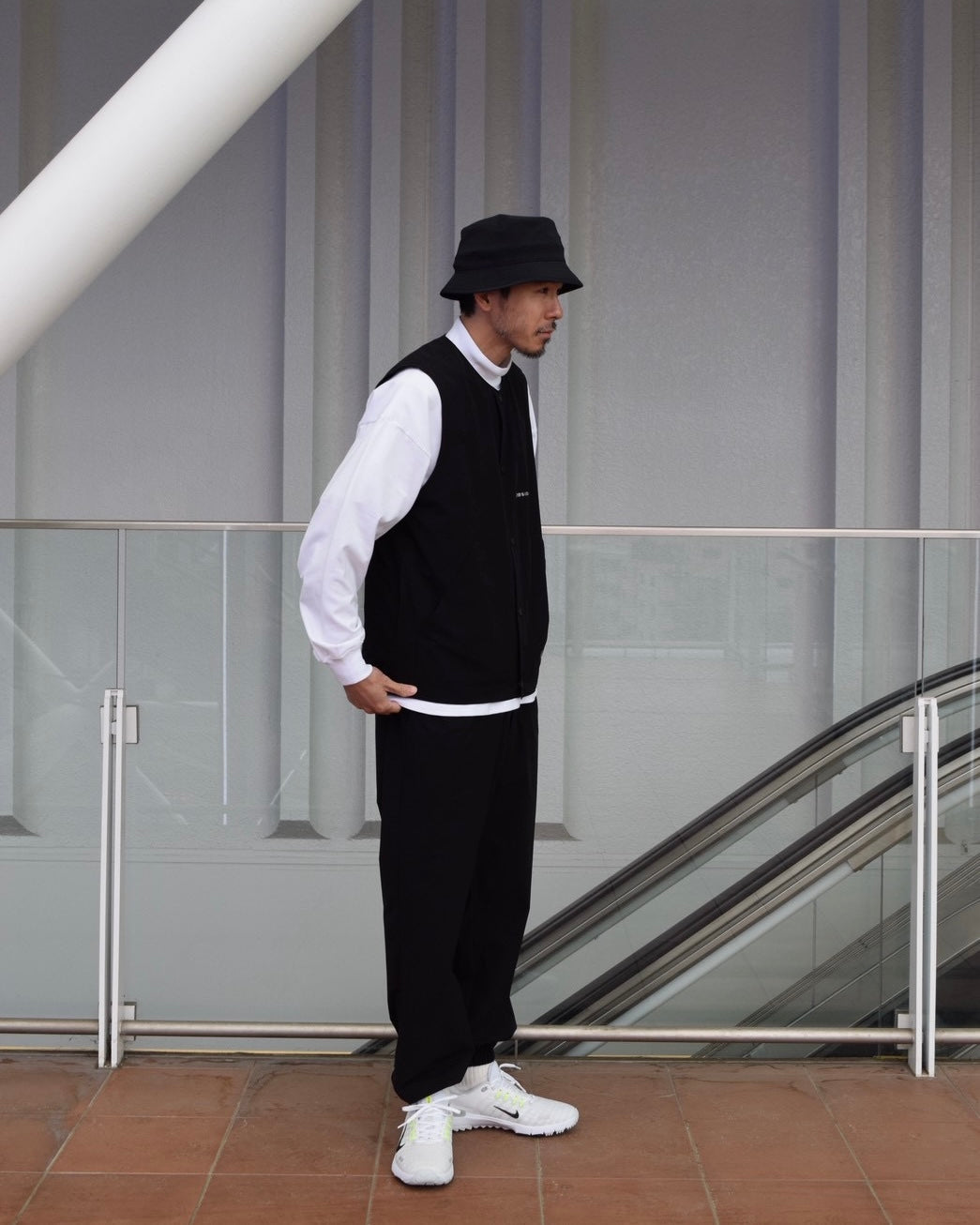 4WAY STRETCH TAFFETA VEST