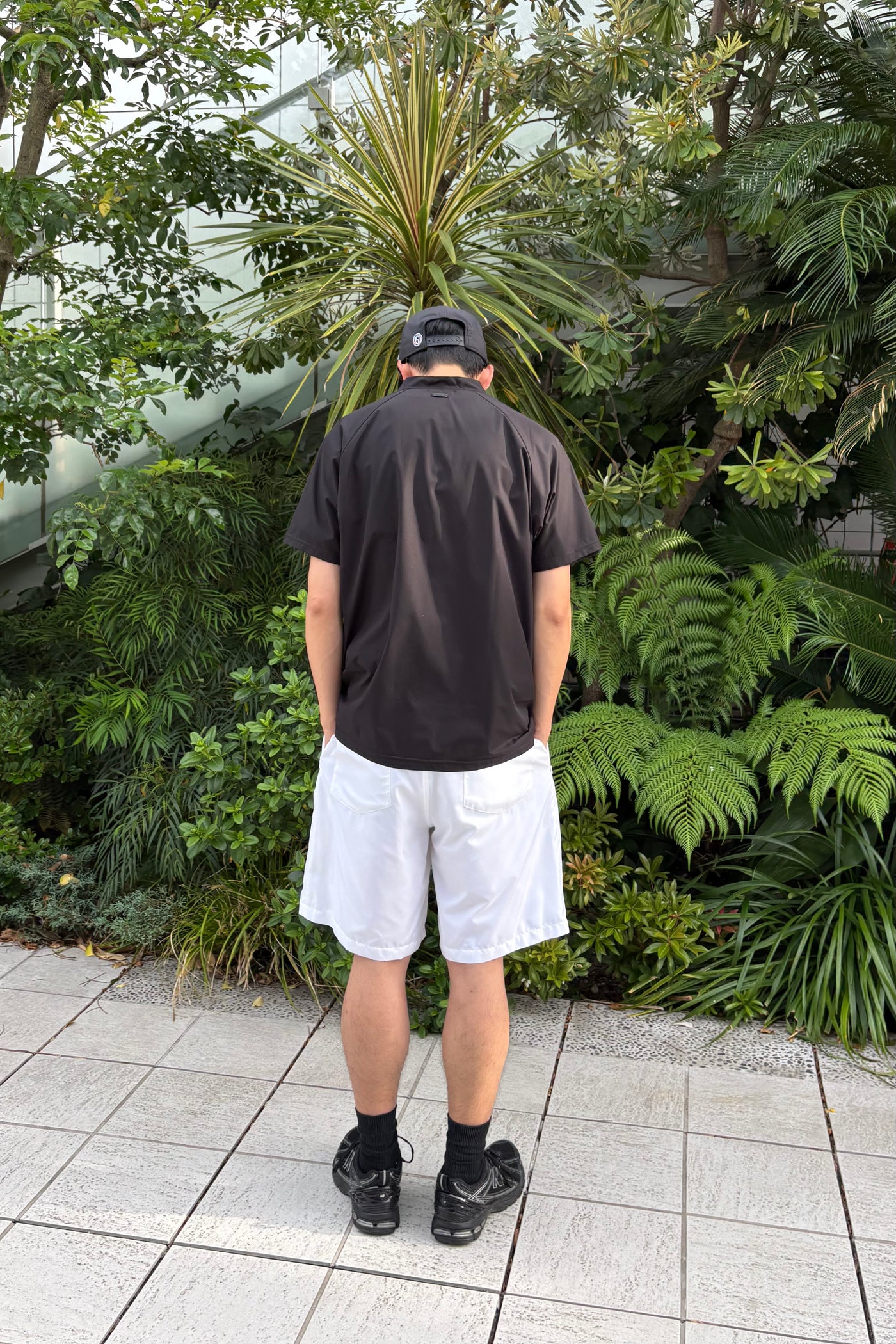 FUNCTIONAL COOL HALF-ZIP TOP