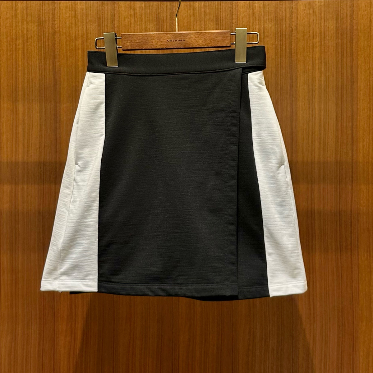 BLACK / XS