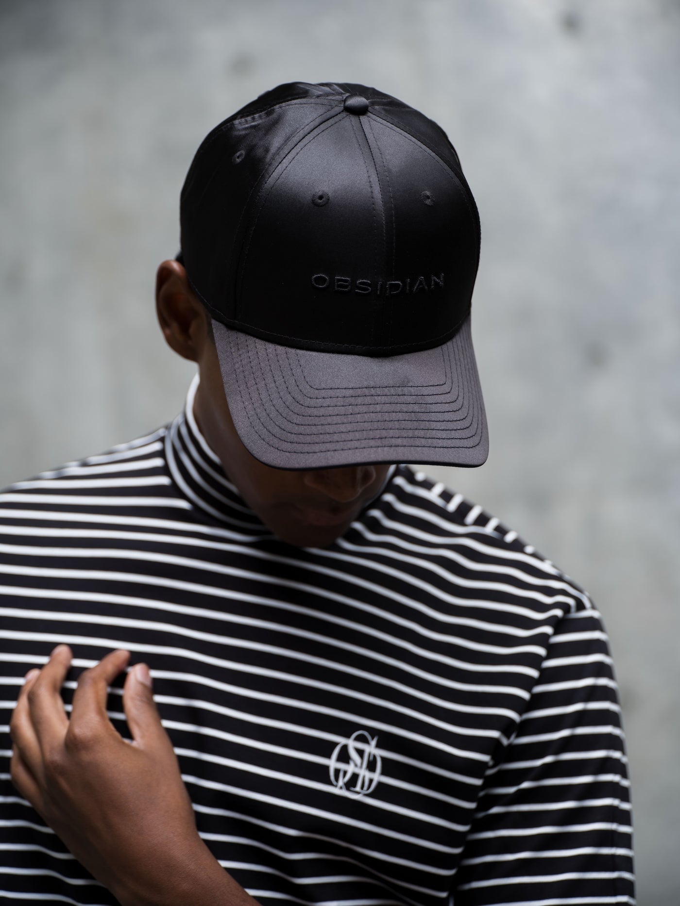 (二子玉川店5周年特別企画アイテム)NEW ERA × OBSIDIAN SATIN TONAL LOGO CAP